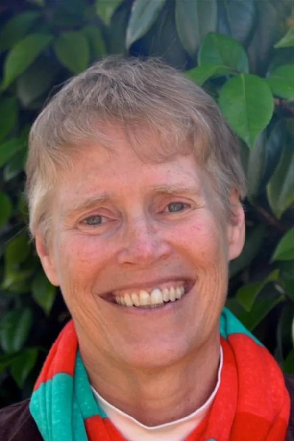 Lynne Jacobs