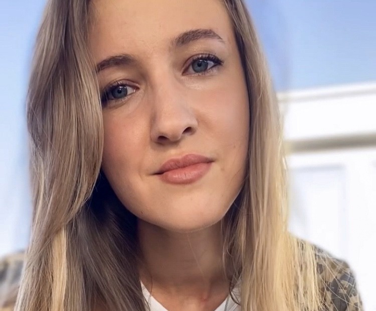 Семенюк Анастасія 