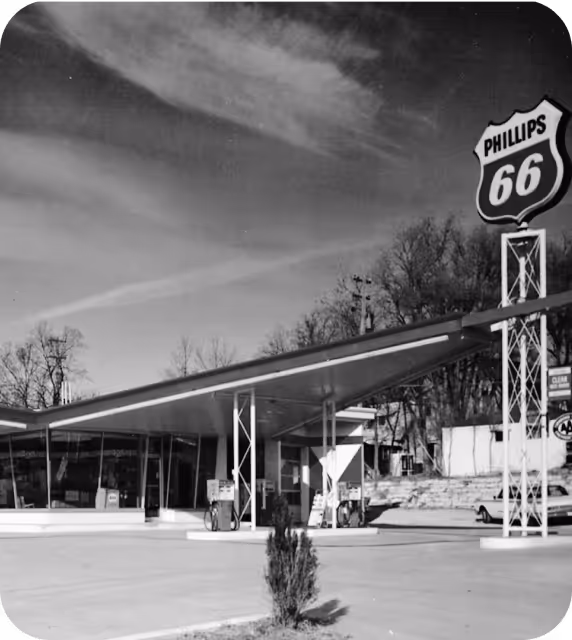 front view of location of U-Stop 60 years ago when the franchise began