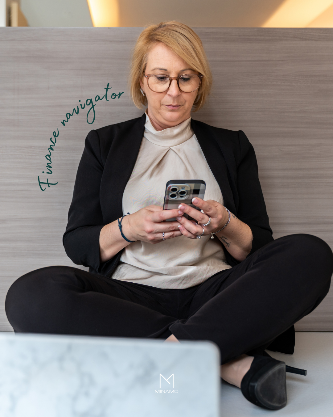 Een freelance administratieve medewerker bij Minamo.