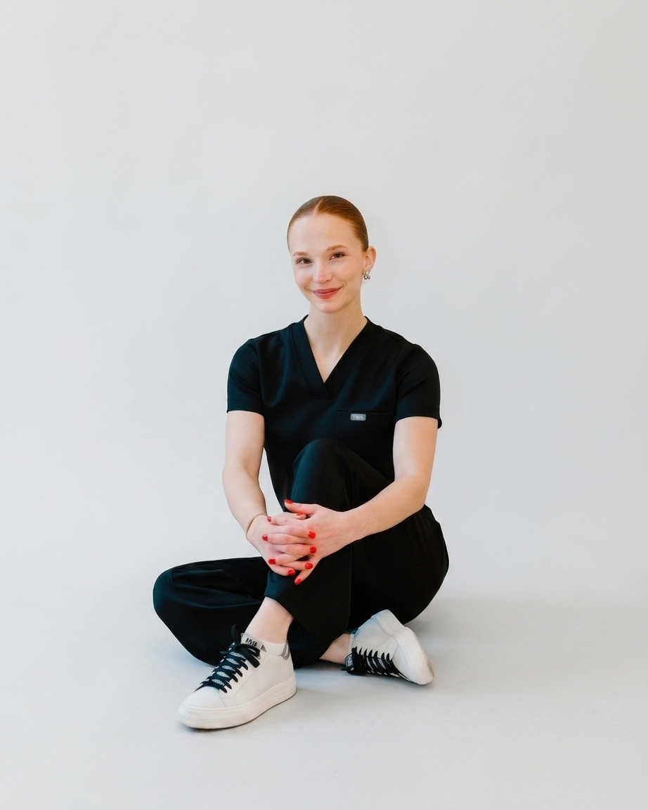 Photo of Amanda, certified acne expert