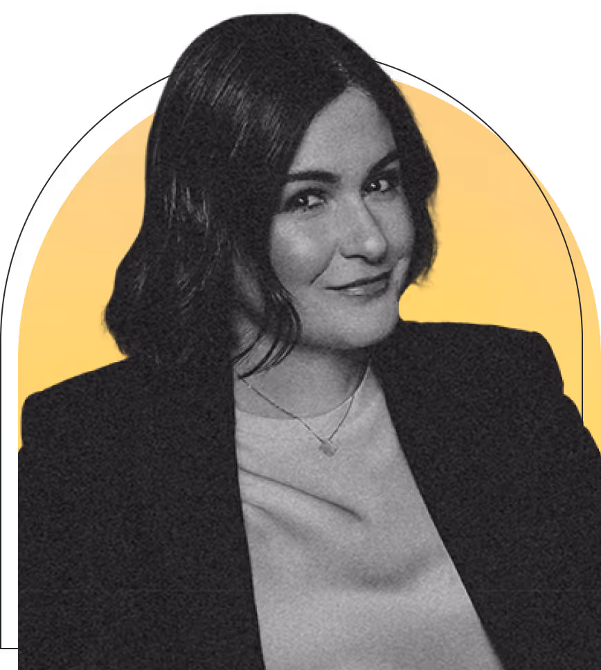 A stylistic headshot of Valeria Dominguez.