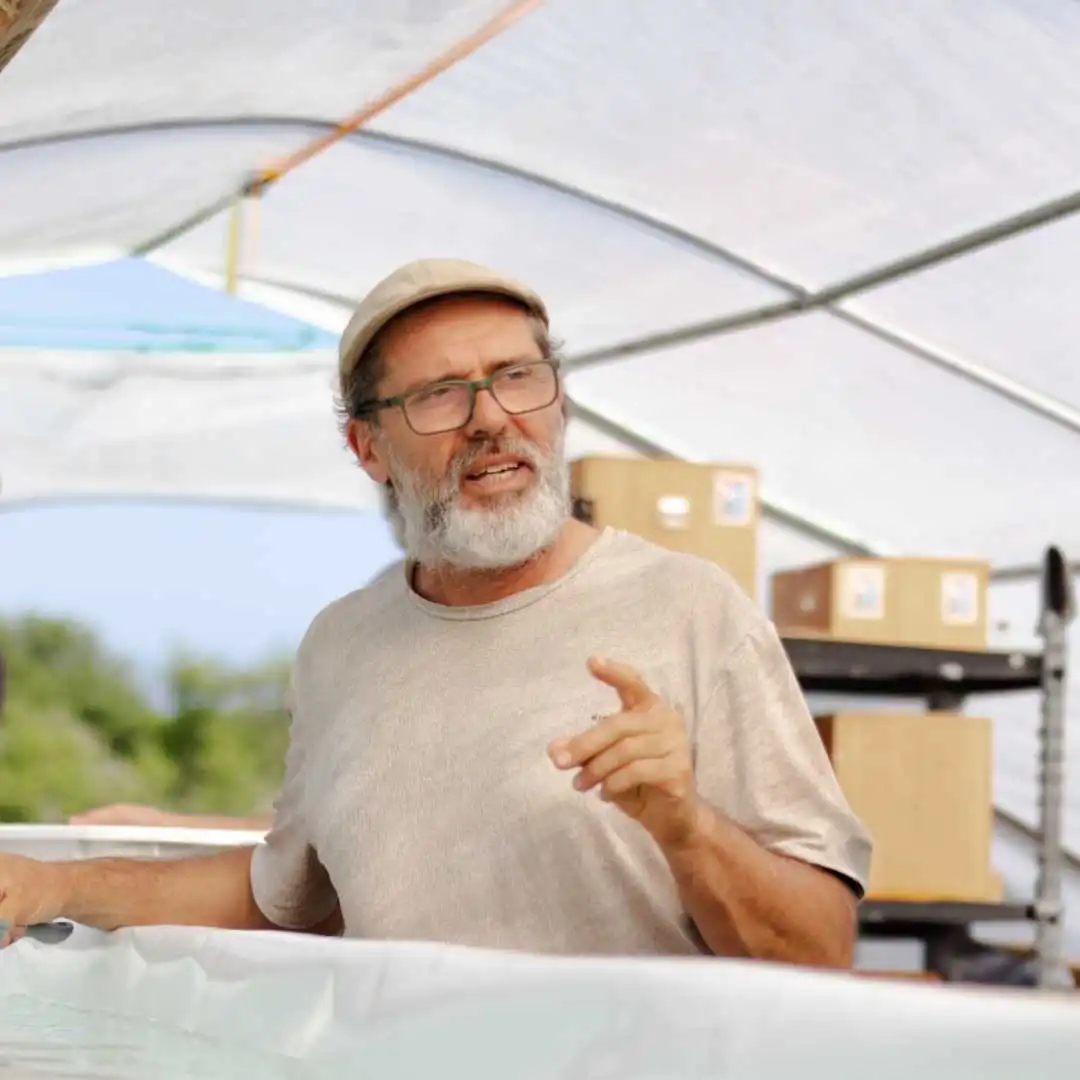 Photo de Gilles Planchon, Formateur spiruline chez Permaterra Formation.