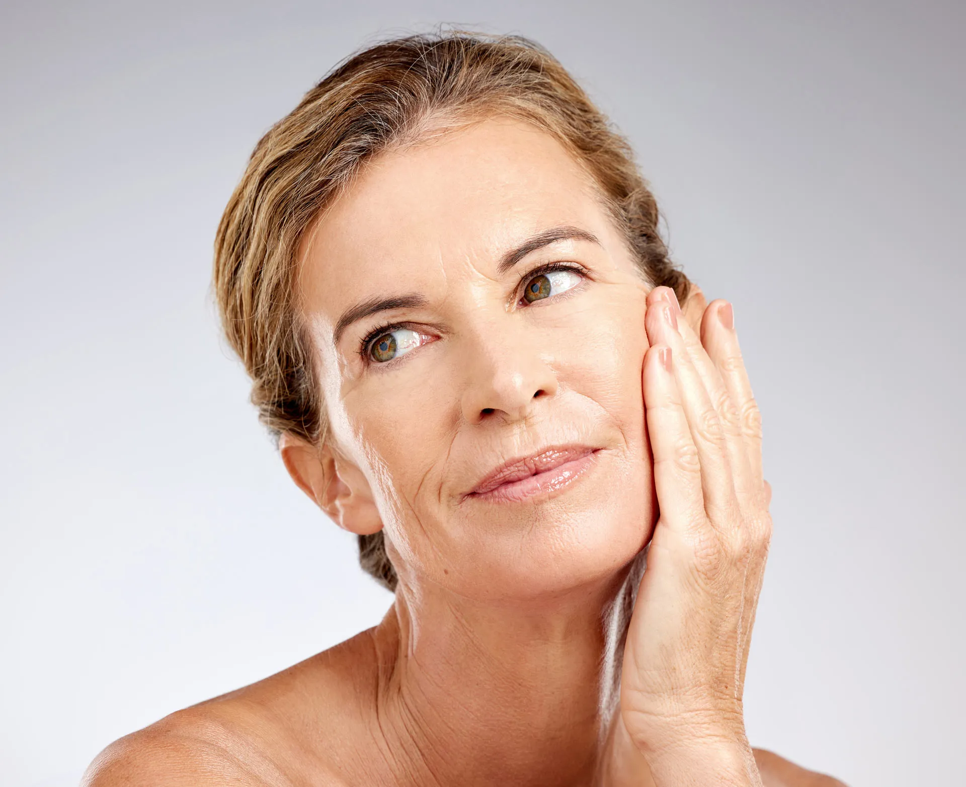 Lifting facial: rejuvenece tu rostro con resultados duraderos
