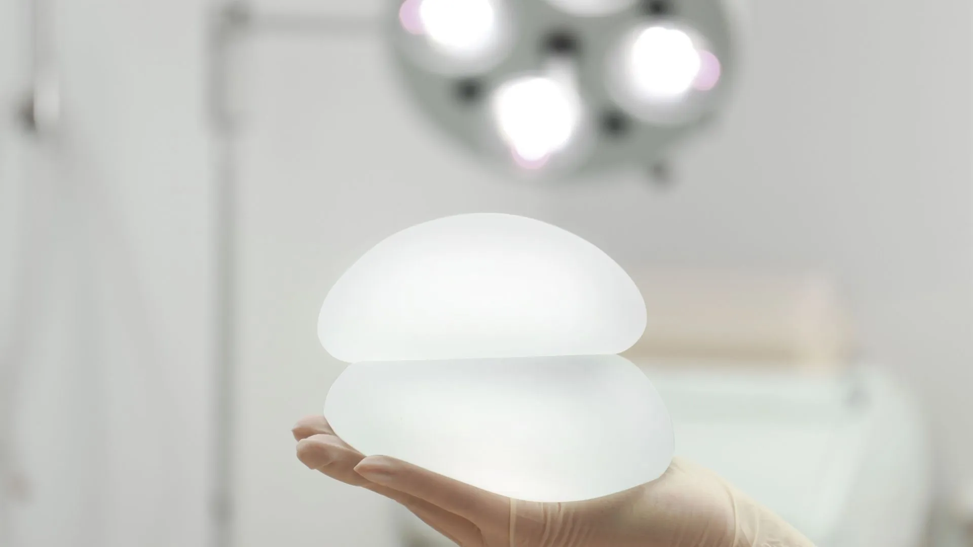 Cambio de implantes mamarios: lo que debes saber