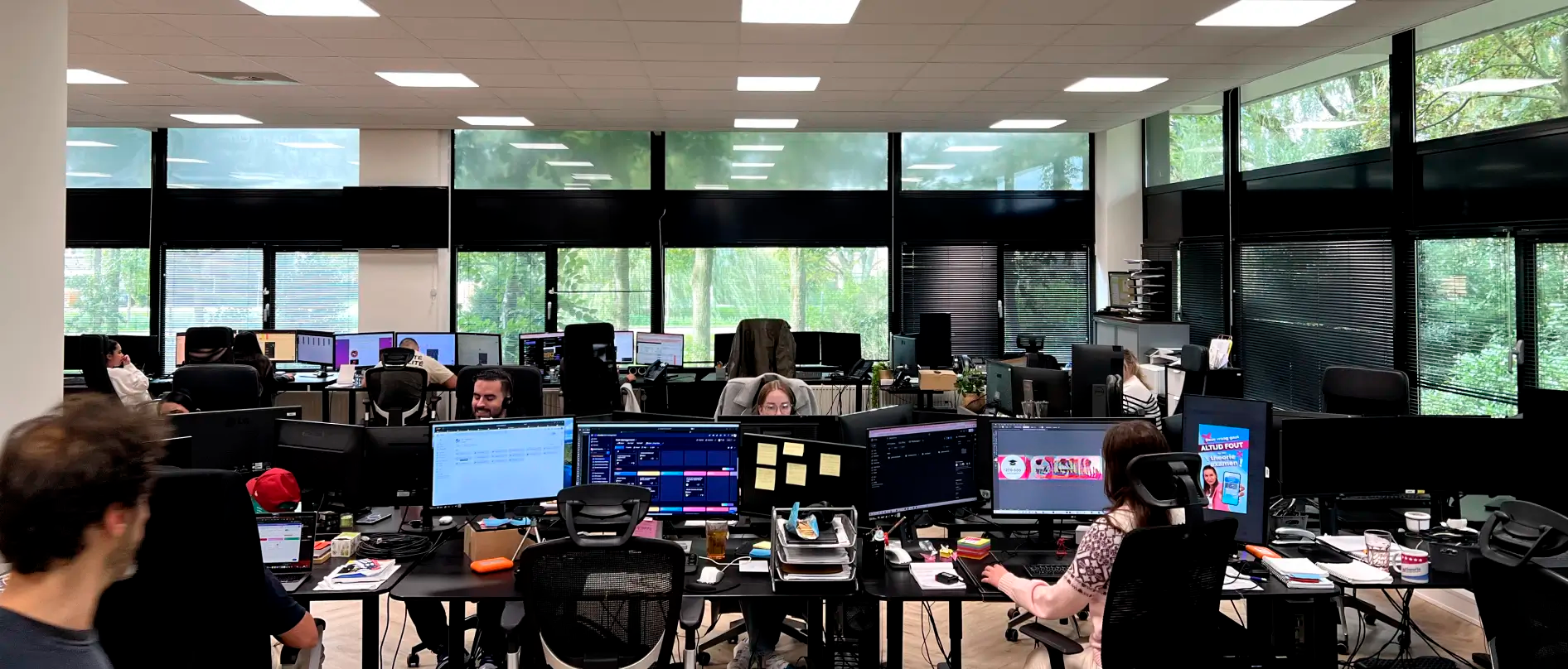 orangeuni media office