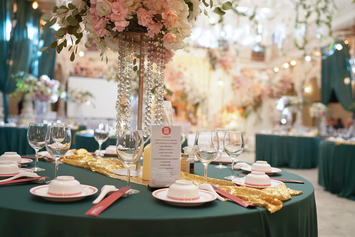 ห้องจัดเลี้ยงโต๊ะจีนหรู