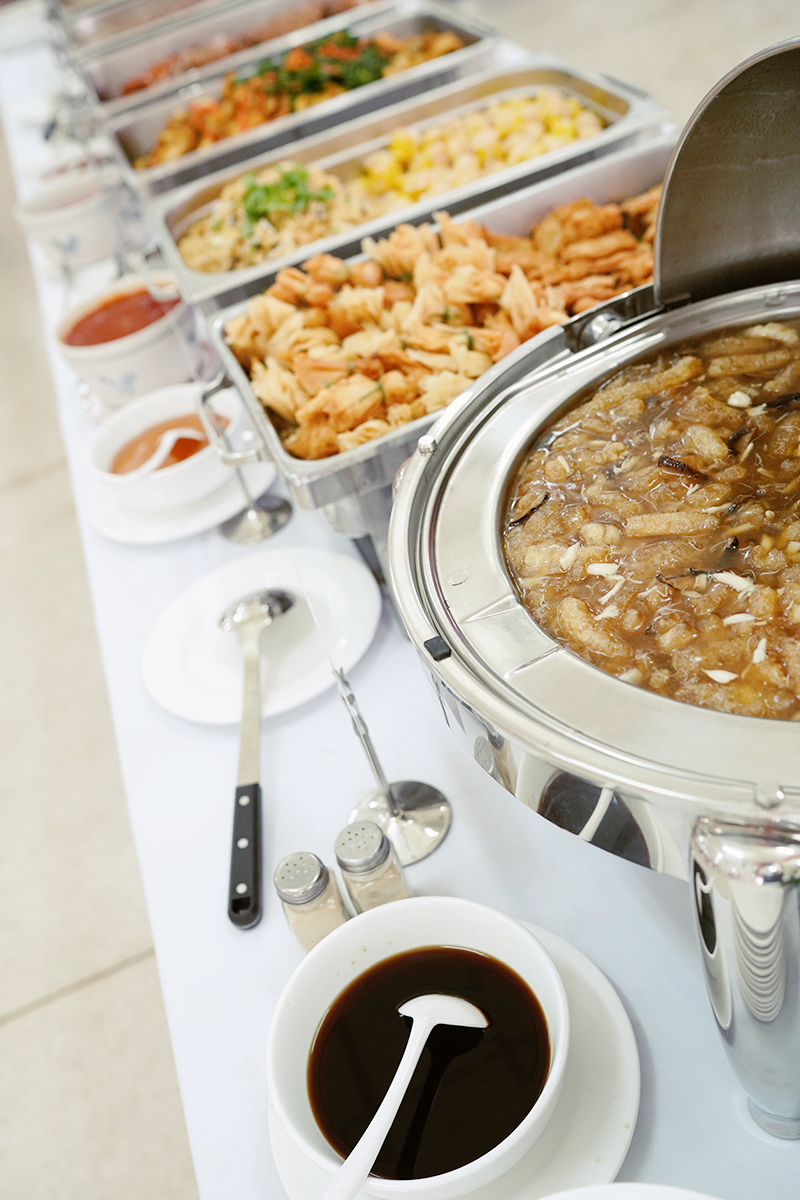 โซนตักอาหารบุฟเฟ่ค์