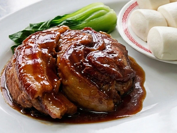 เมนูโต๊ะจีน หมูพันชั้นเคาหยกหมั่นโถว