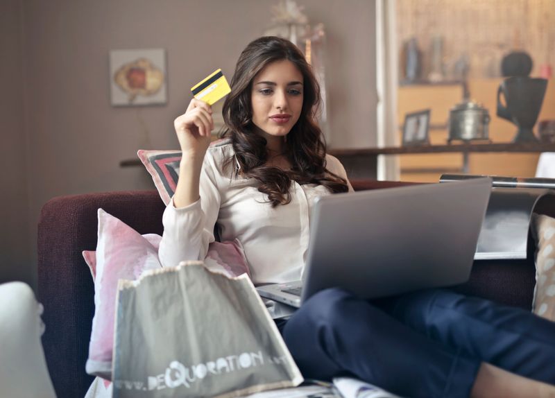 Returning customer shopping online from home