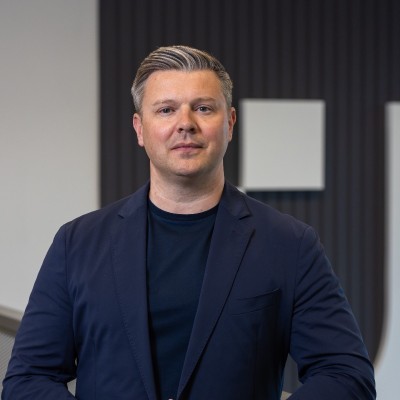 headshot of jonathan burridge, utopi CEO