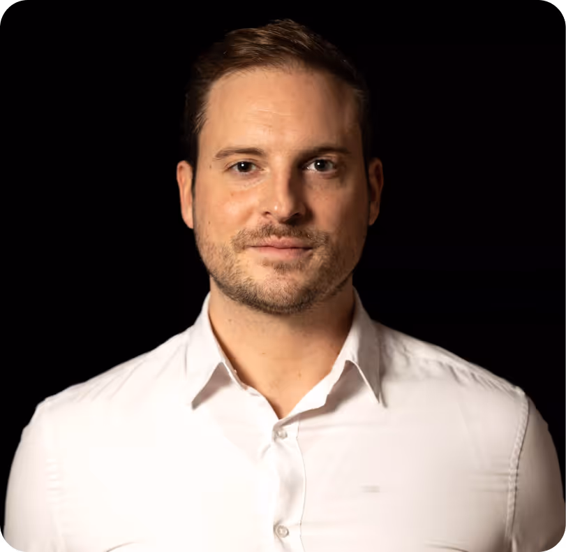 Porträt von Nicolas Pietz, Chief Executive Officer bei reLounge.