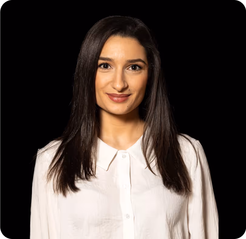 Porträt von Filiz Scheck, Office Management & Sales bei reLounge.