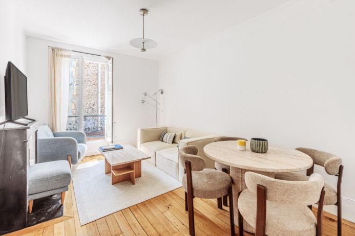 Magnifique appartement refait à neuf - Métro Jules Joffrin / Lamarck - Caulaincourt