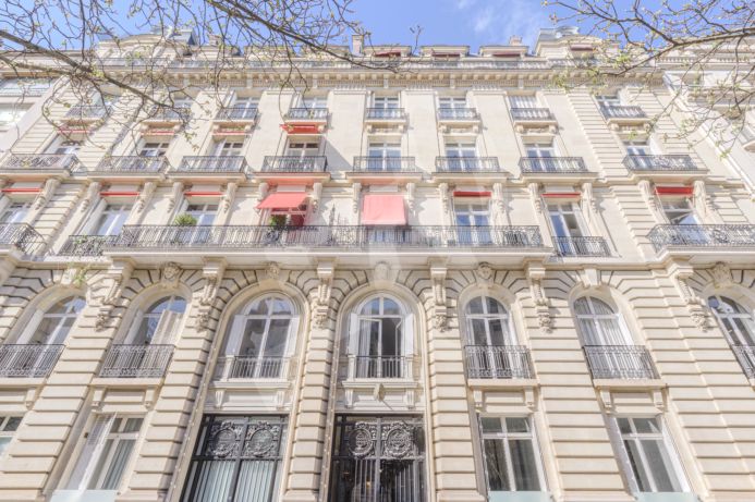 Avenue Hoche - Chambre de service
