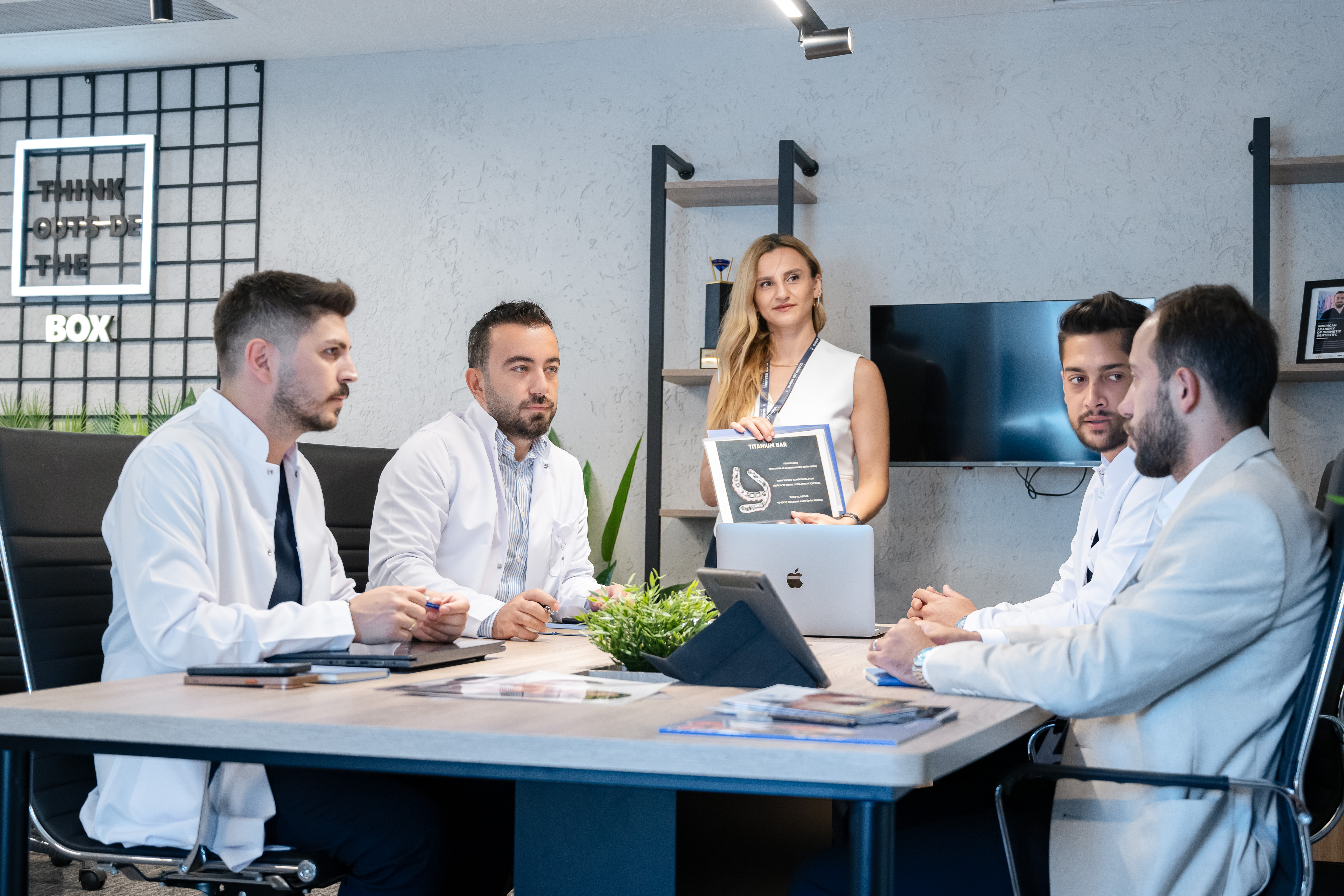 Multidisciplinary team of specialists planning patient cases at Omer Istanbul Dental Center. / Source: Omer Istanbul Dental Center (EZ Newswire)