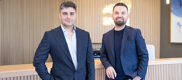 Smile Hair Clinic - Best Hair Transplant Doctor World / Source: Crabs Media (EZ Newswire)