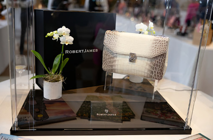 The 2026 IT Bag on display at Old Bags Luncheon™. Credit: Diana Zapata / Source: Old Bags Luncheon (EZ Newswire)