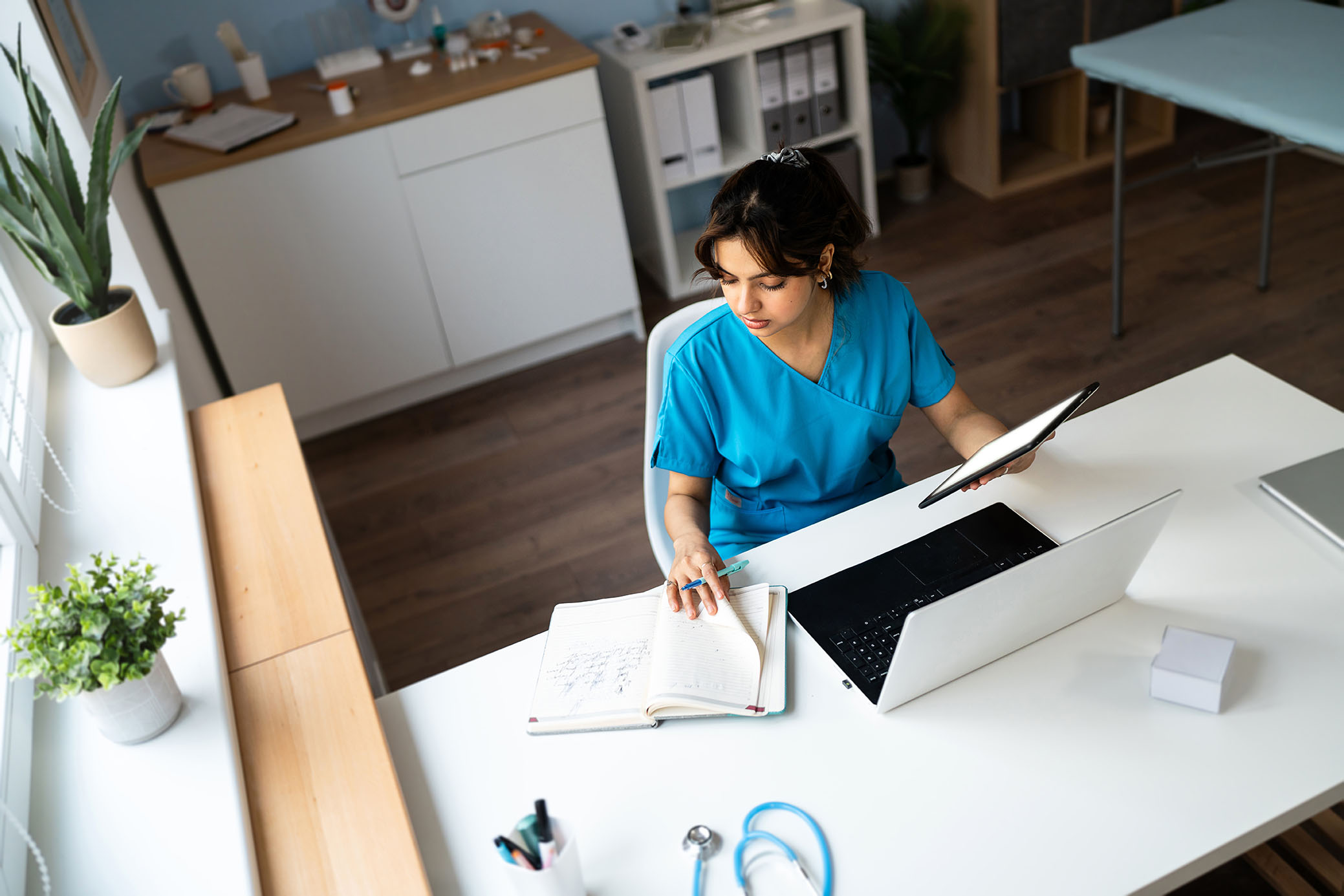 Build Your English Skills and Move Your Healthcare Career Forward 
