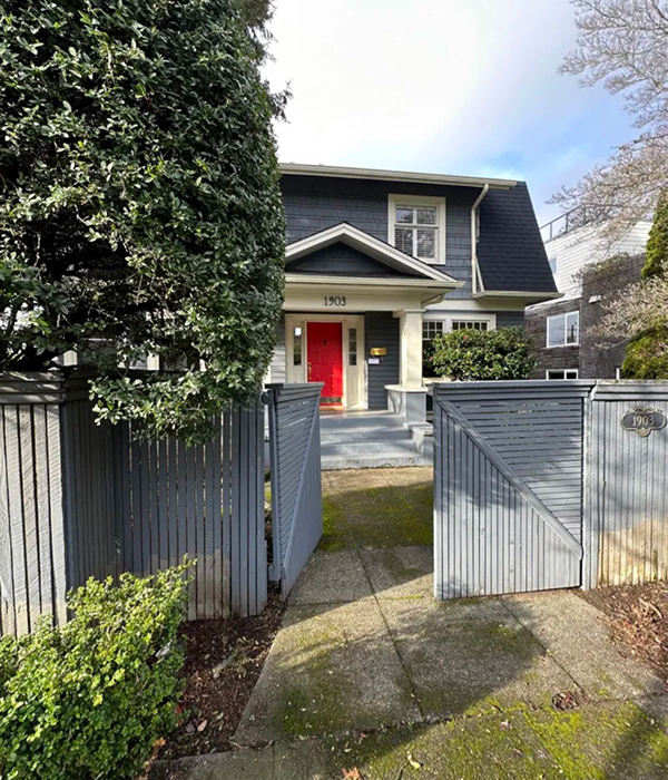BEFORE - Horizontal Fence in Seattle project