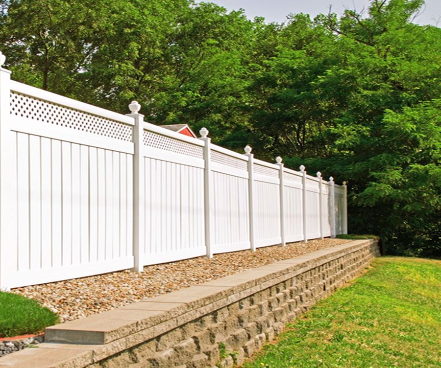 New White vinyl fence