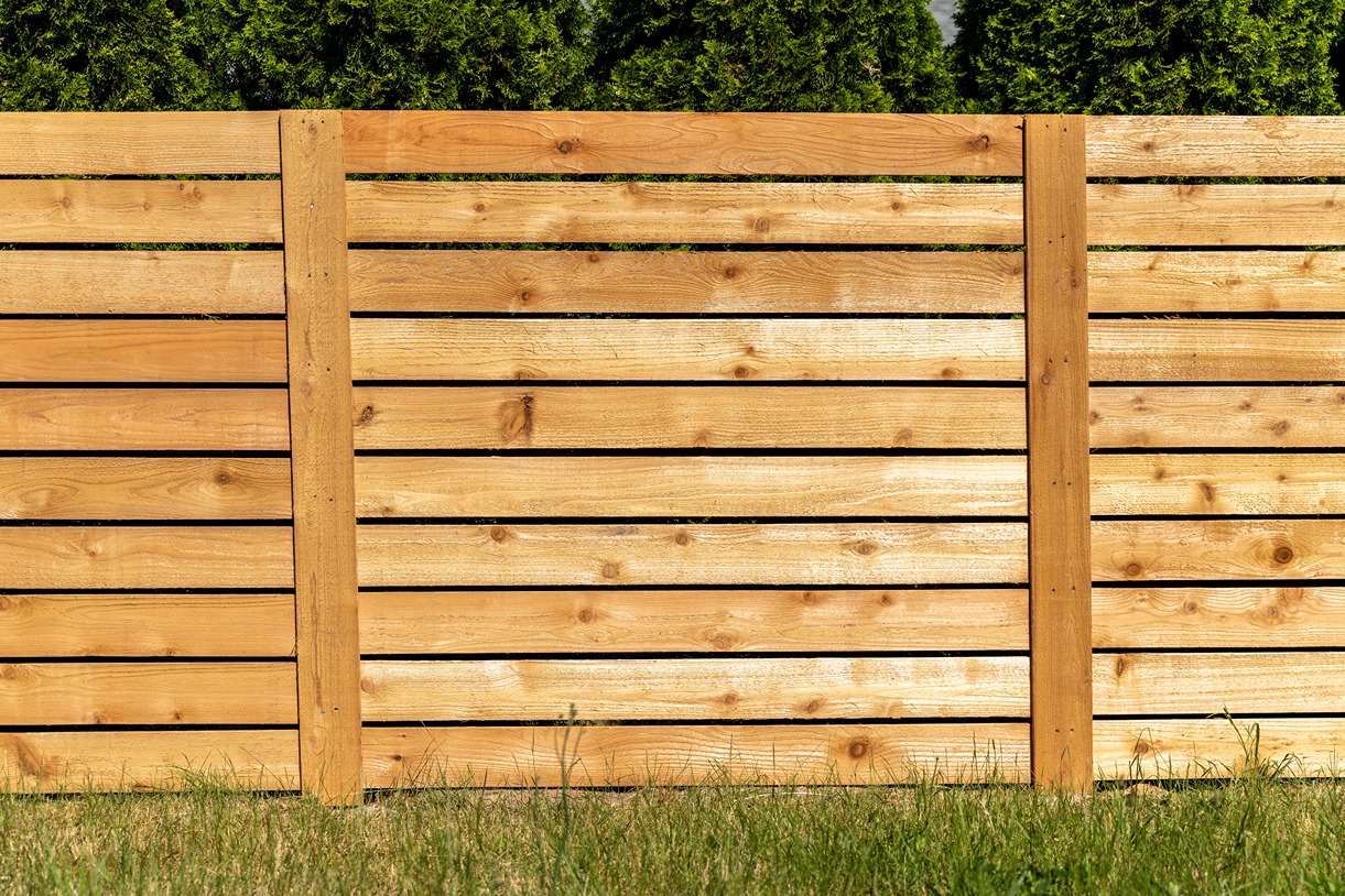 Horizontal Wood fence installations