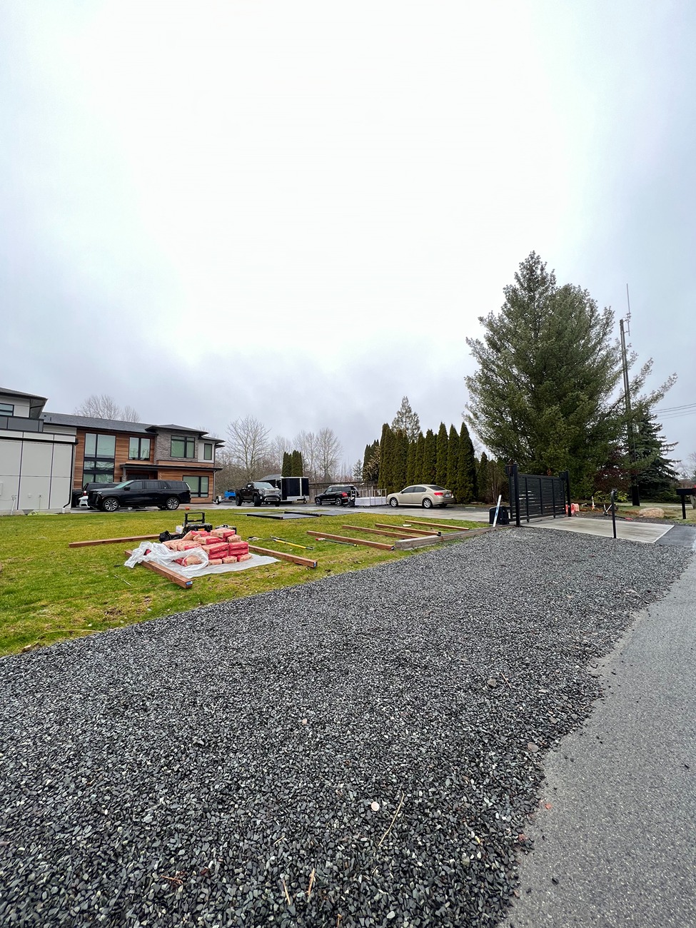 Premium Fence Replacement in Seattle - Before
