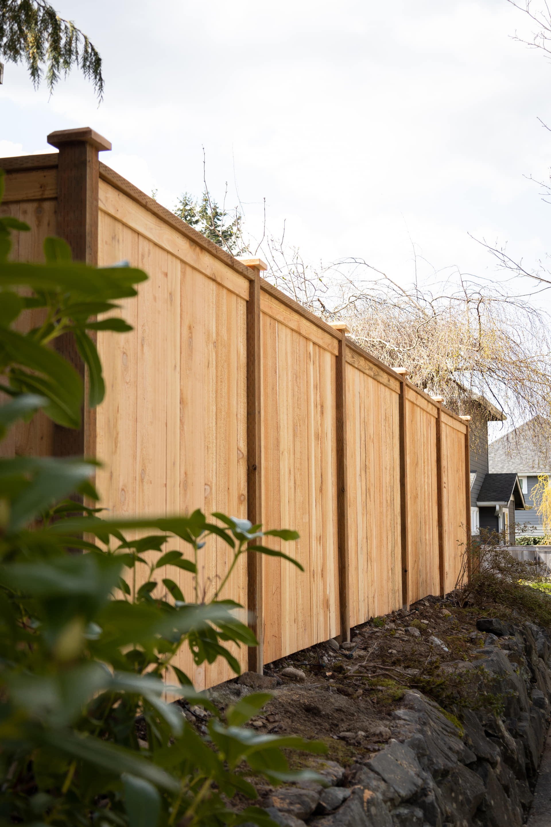 Lake Stevens 700-Foot Modified Panel Fence Completed in Just 3 Days After