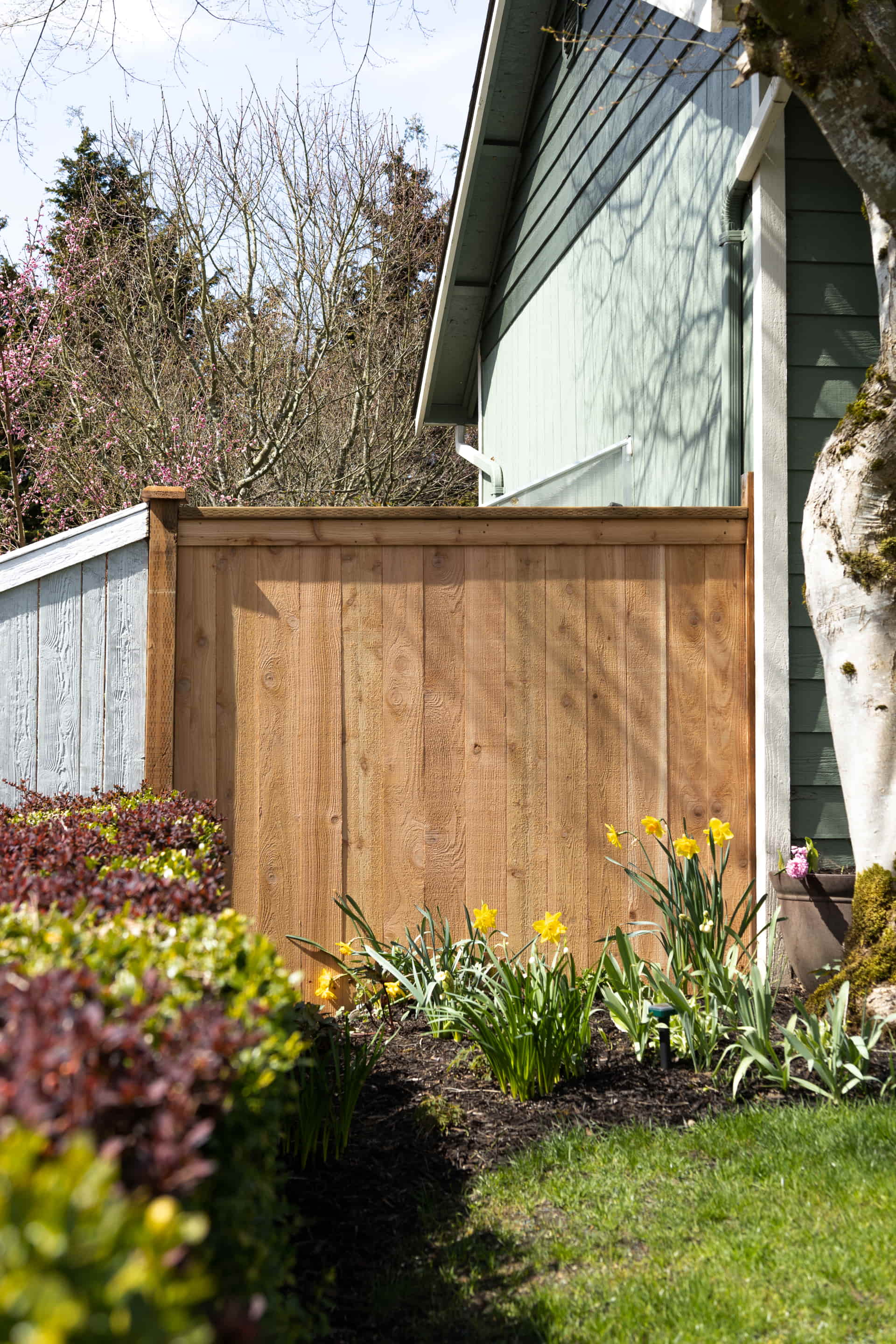 Lake Stevens 700-Foot Modified Panel Fence Completed in Just 3 Days After