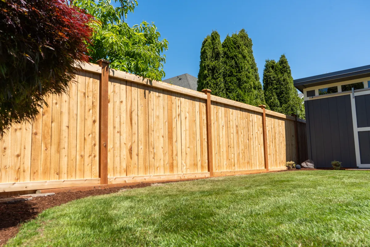Cedar fence built to withstand humidity in Pacific Northwest