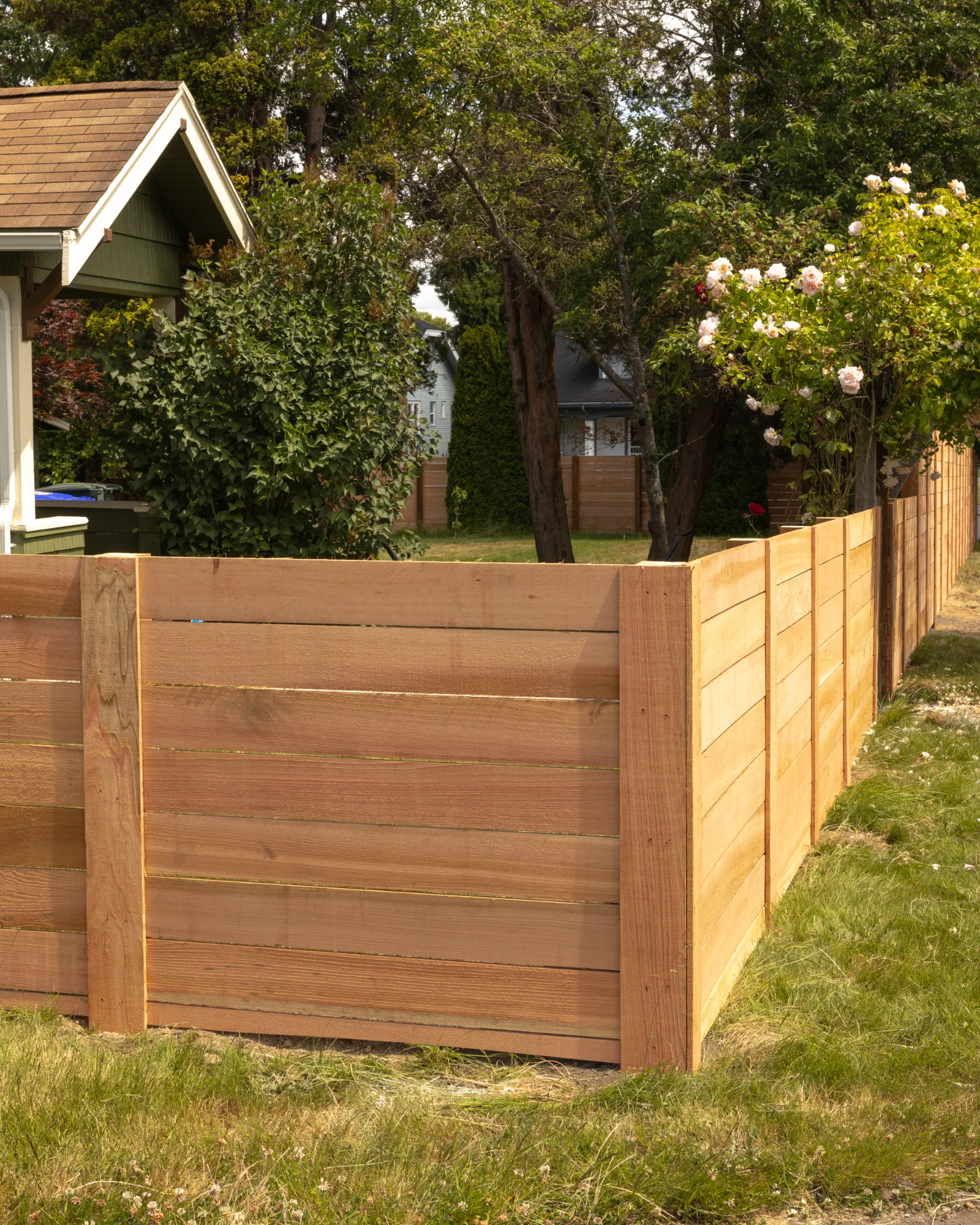 Modern horizontal wood fence design