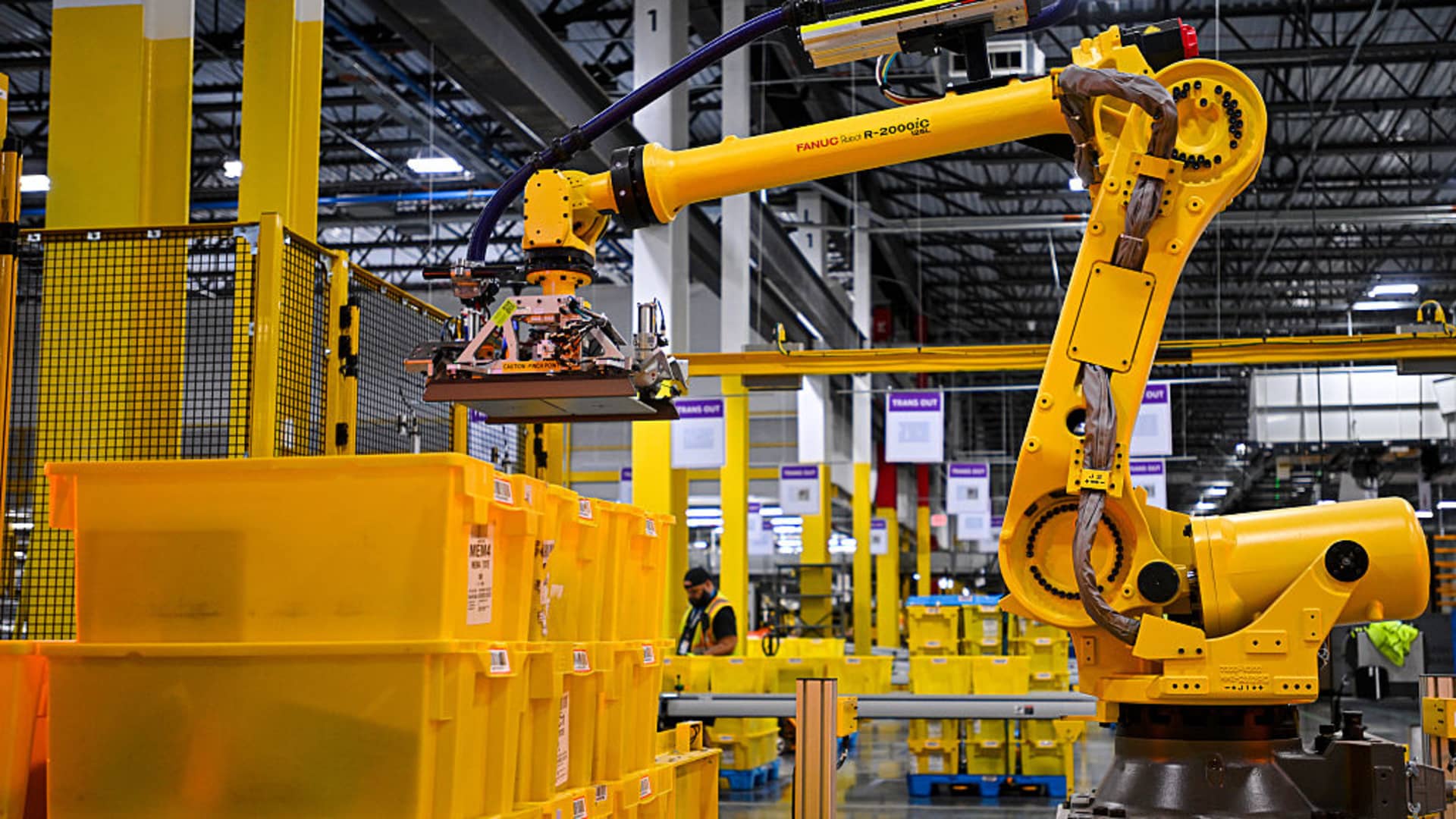 Amazon’s Robot Rush: How GenAI and Warehousing Robotics Could Trim up to $4B a Year