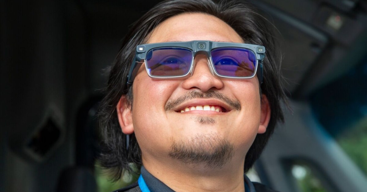 Amazon’s Smart Delivery Glasses Bring Hands Free AI Navigation to Drivers