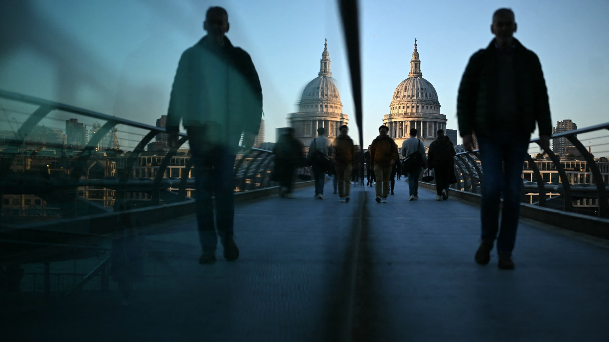 AI Set to Cut Staff in One in Four Large UK Firms as Junior and Back Office Roles at Risk