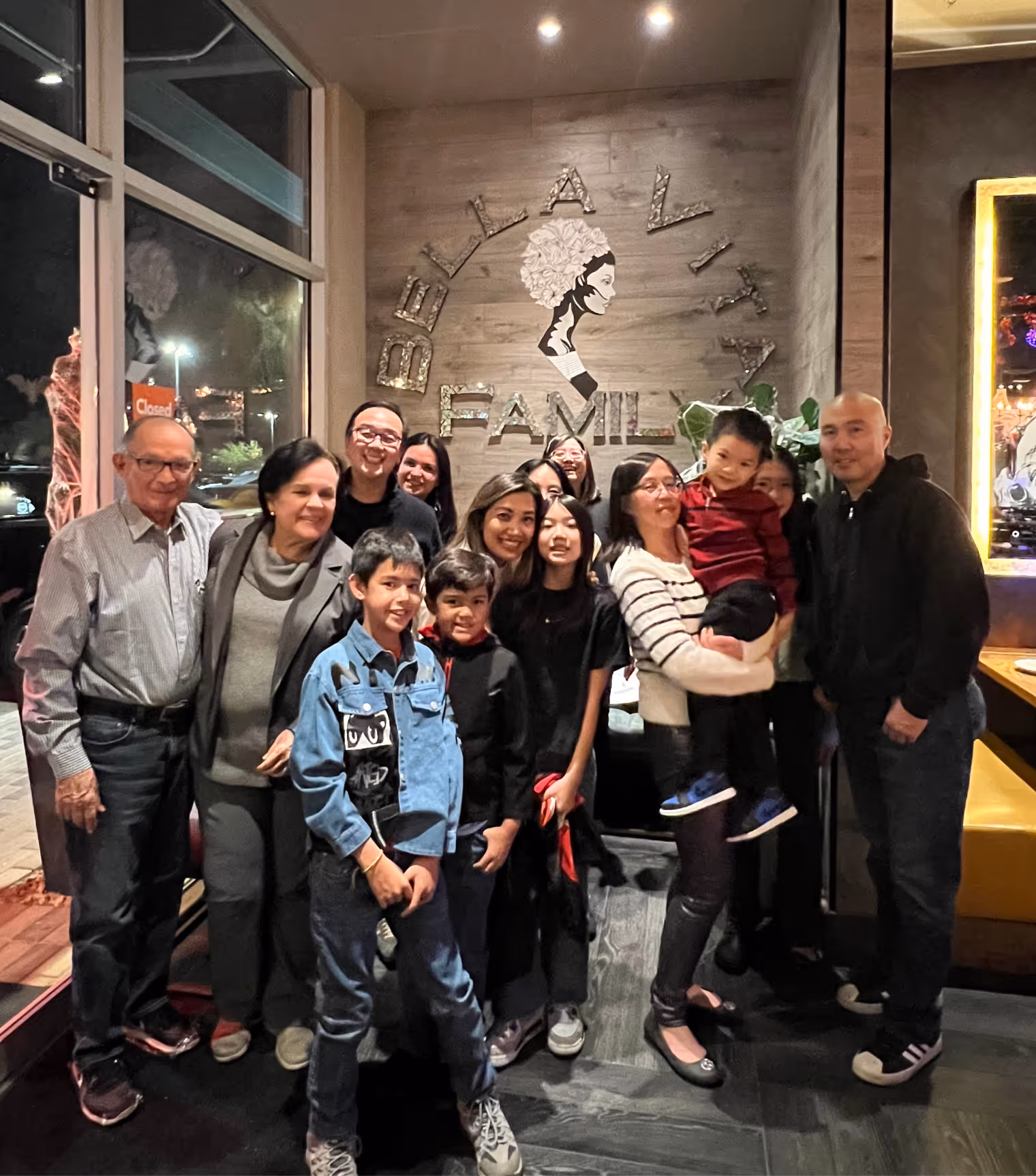 Family Gathering Spot - Bella Vita Blue Diamond Las Vegas