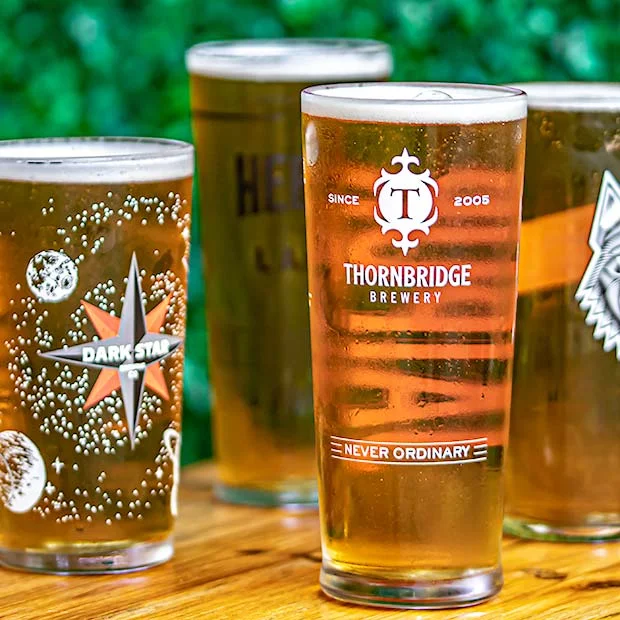 glass beer design curvign label
