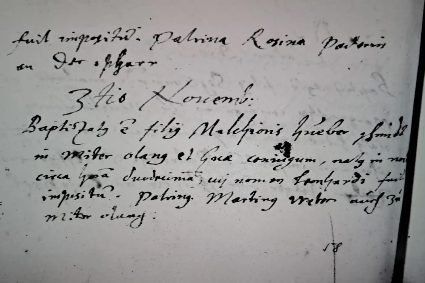 Handschriftlicher lateinischer Text auf altem Papier, vermutlich ein kirchliches Dokument oder Eintrag.
