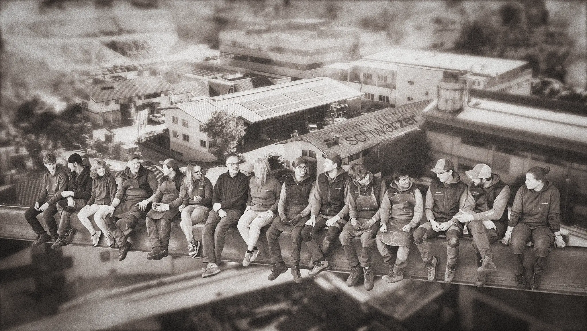 Gruppenfoto Teamfoto Schwärzer Metall der fachbetrieb für Metall seit 13. generationen Familienbetrieb - Südtirol Italien 