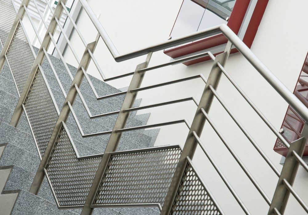 Innengeländer_Edelstahl_Lochblech