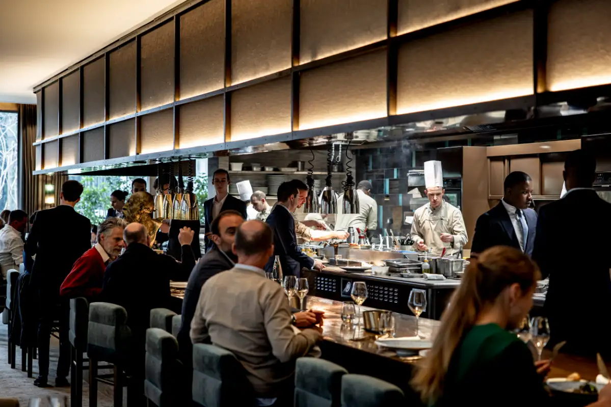kitchen commis
