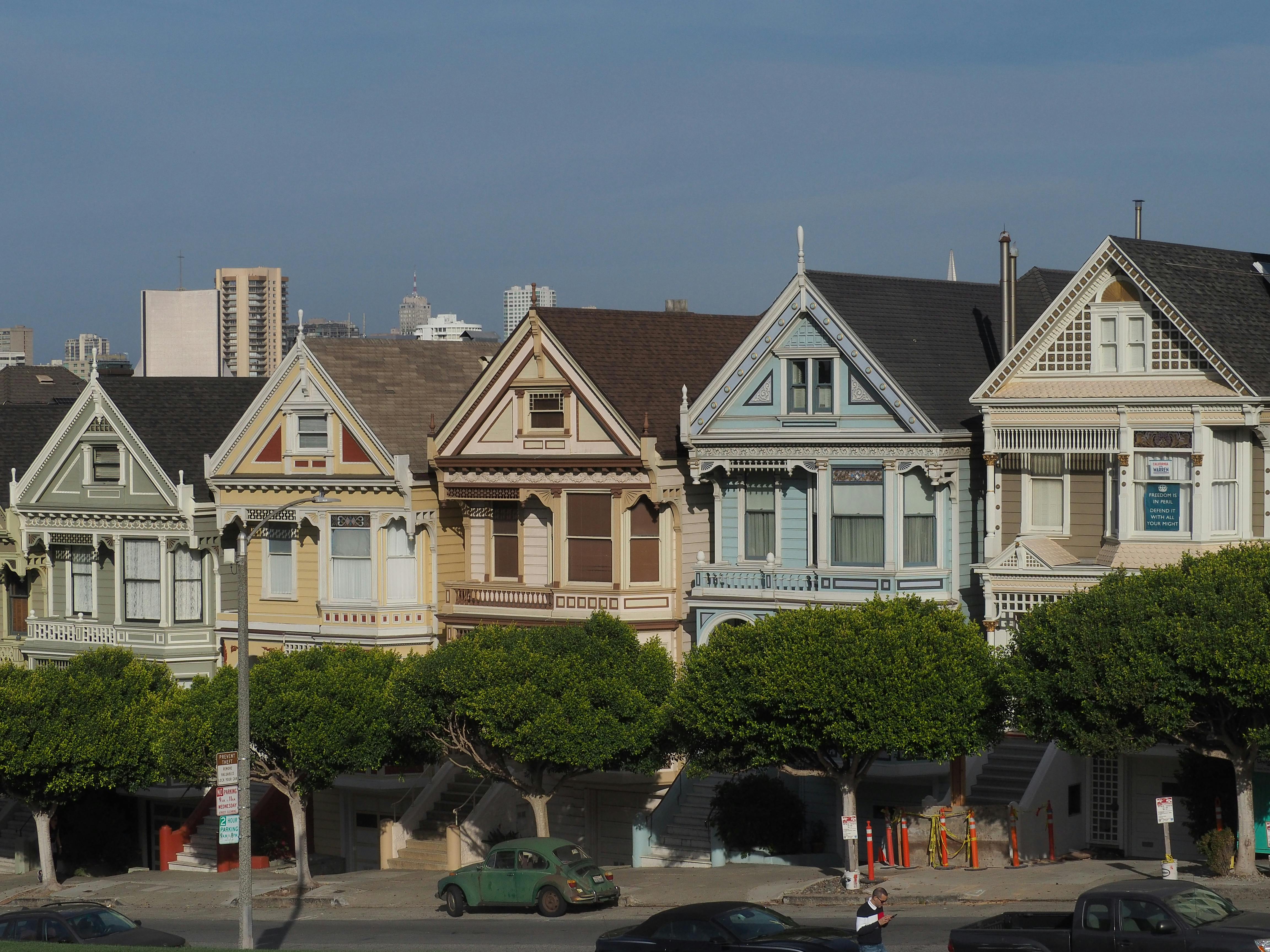 Navigating Short-Term Rental Laws and Regulations in Major U.S. Cities