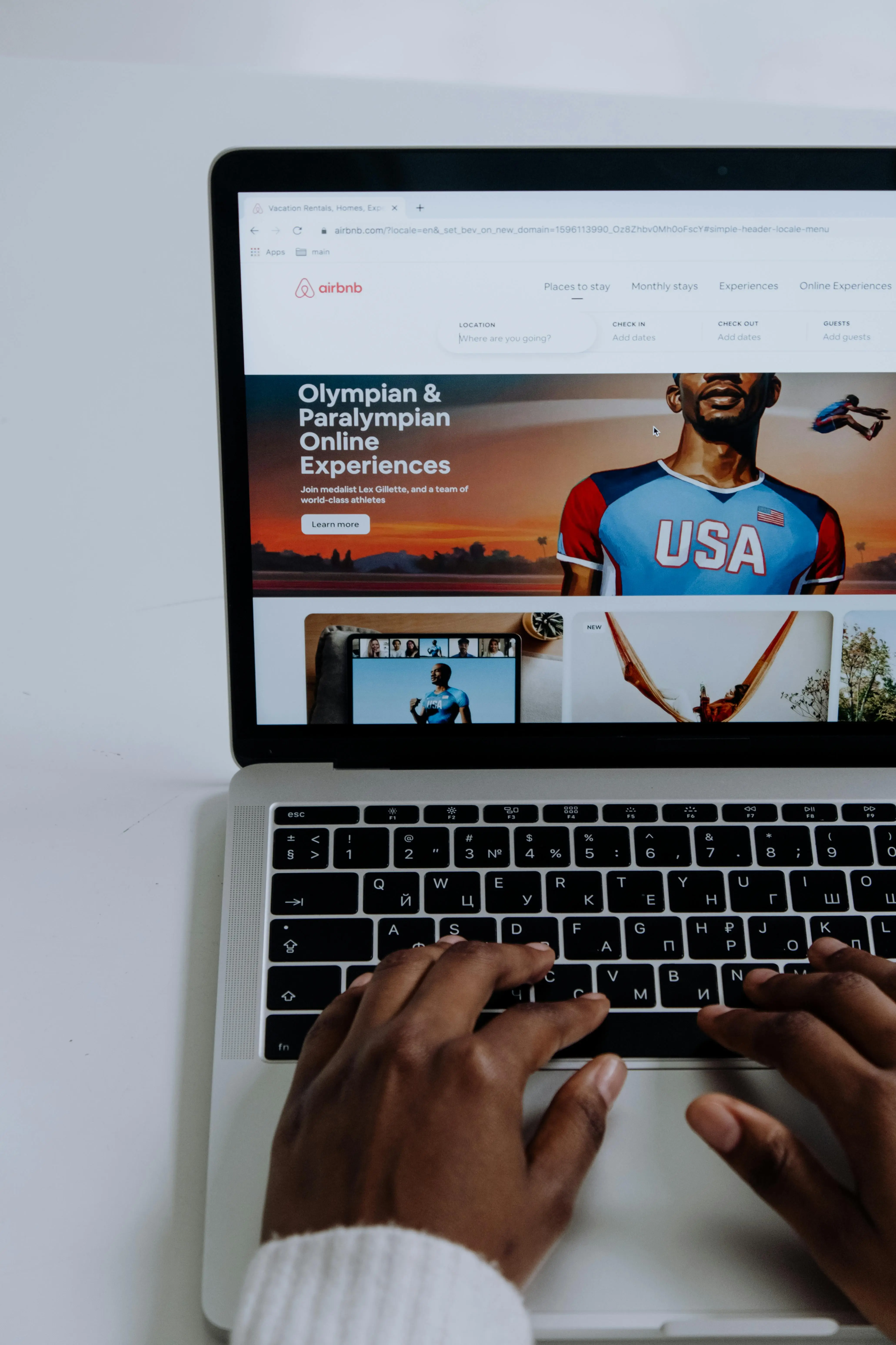 How to Create a Welcome Book or Digital Guidebook for Airbnb Guests