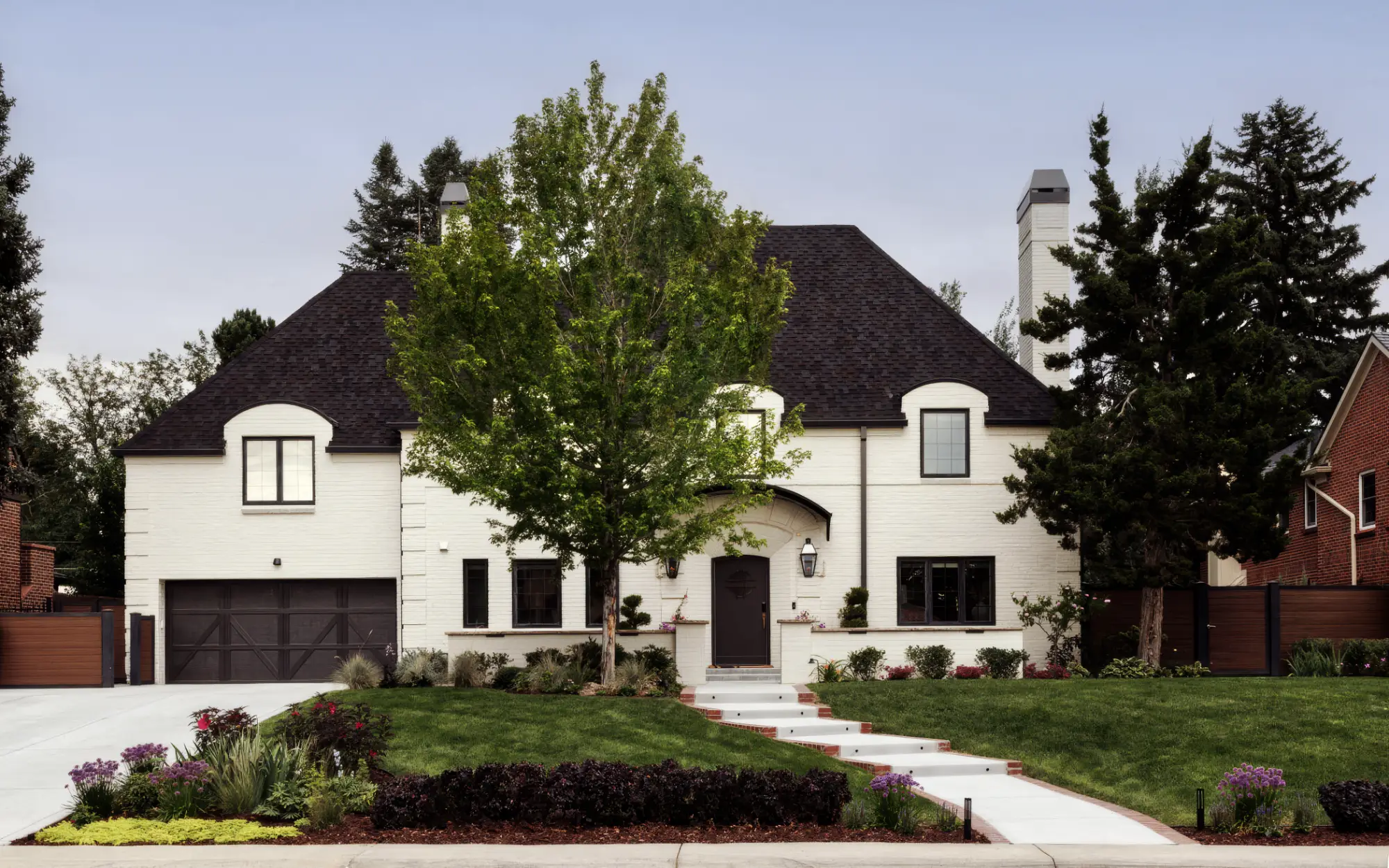 A photo of a modern house that Truss Interiors help design the interior of