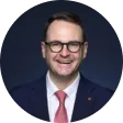 Headshot of senator Bragg smiling