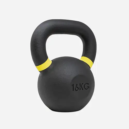Schwarze Powdercoat Kettlebell mit farbiger Gewichtsmarkierung auf weißem Untergrund