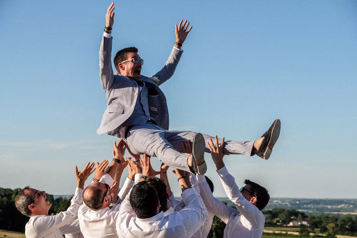 Photo argentique des préparatifs de la mariée