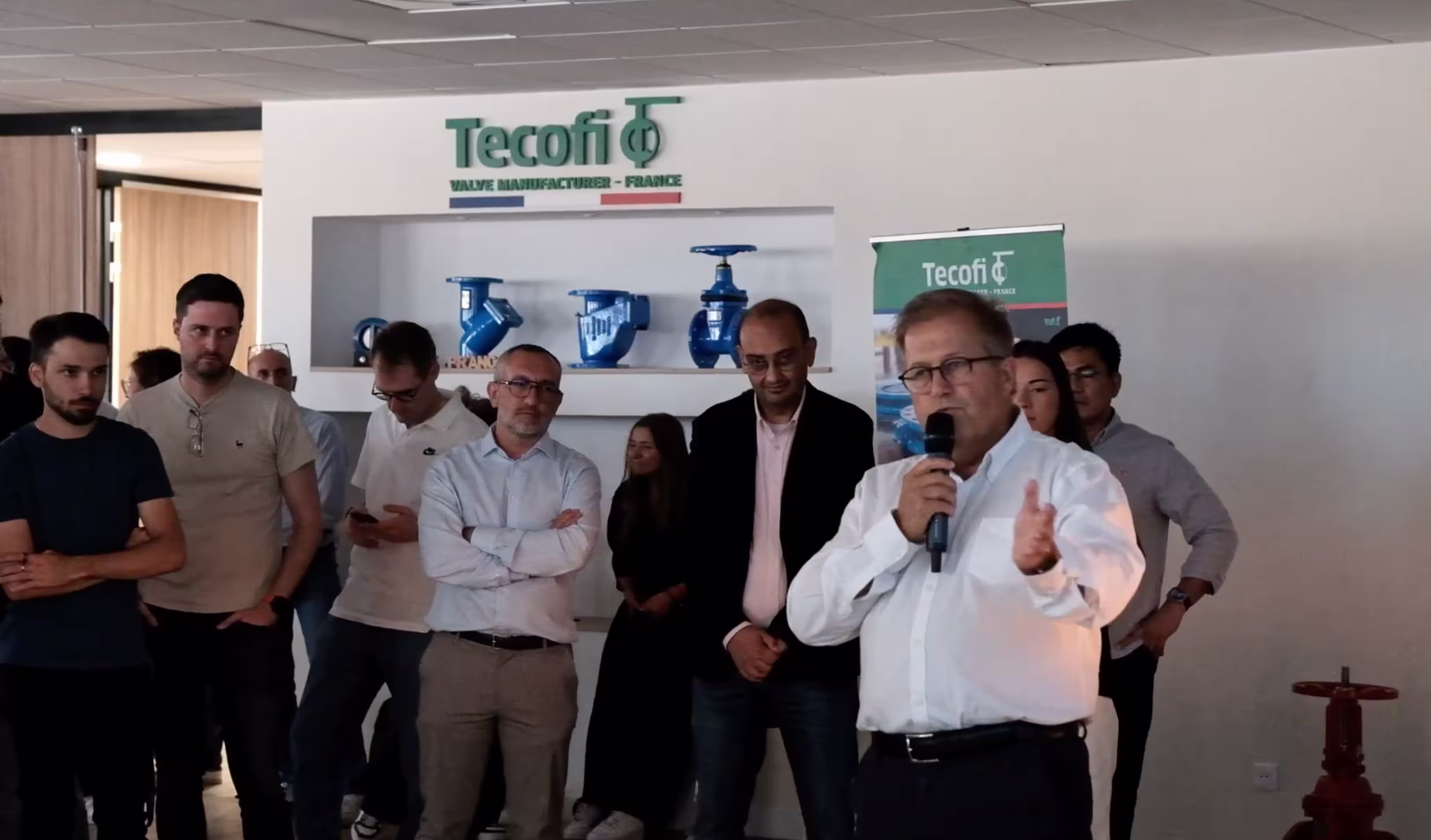 Vidéaste événementiel indépendante à Lyon. Vidéo d’événement d’entreprise (aftermovie, film corporate) et vidéo showcase selon vos besoins. Cas Tecofi : 1 film 16:9 (~90 s) + 200 photos HD retouchées.