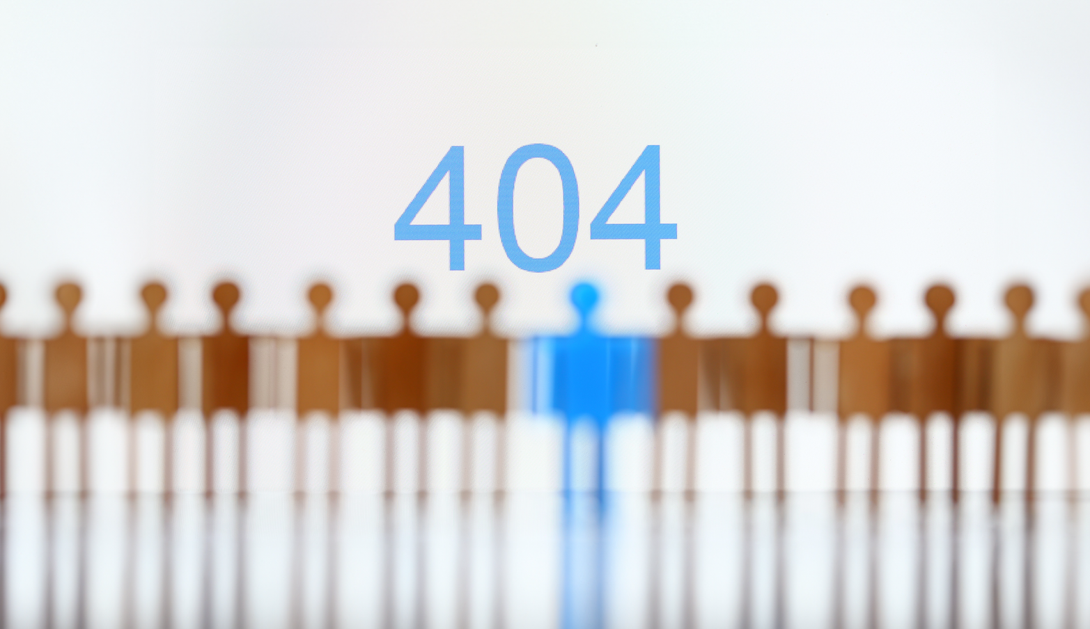 How Contractor Lead Tracking Tools Eliminate Manual Entry and Human Error