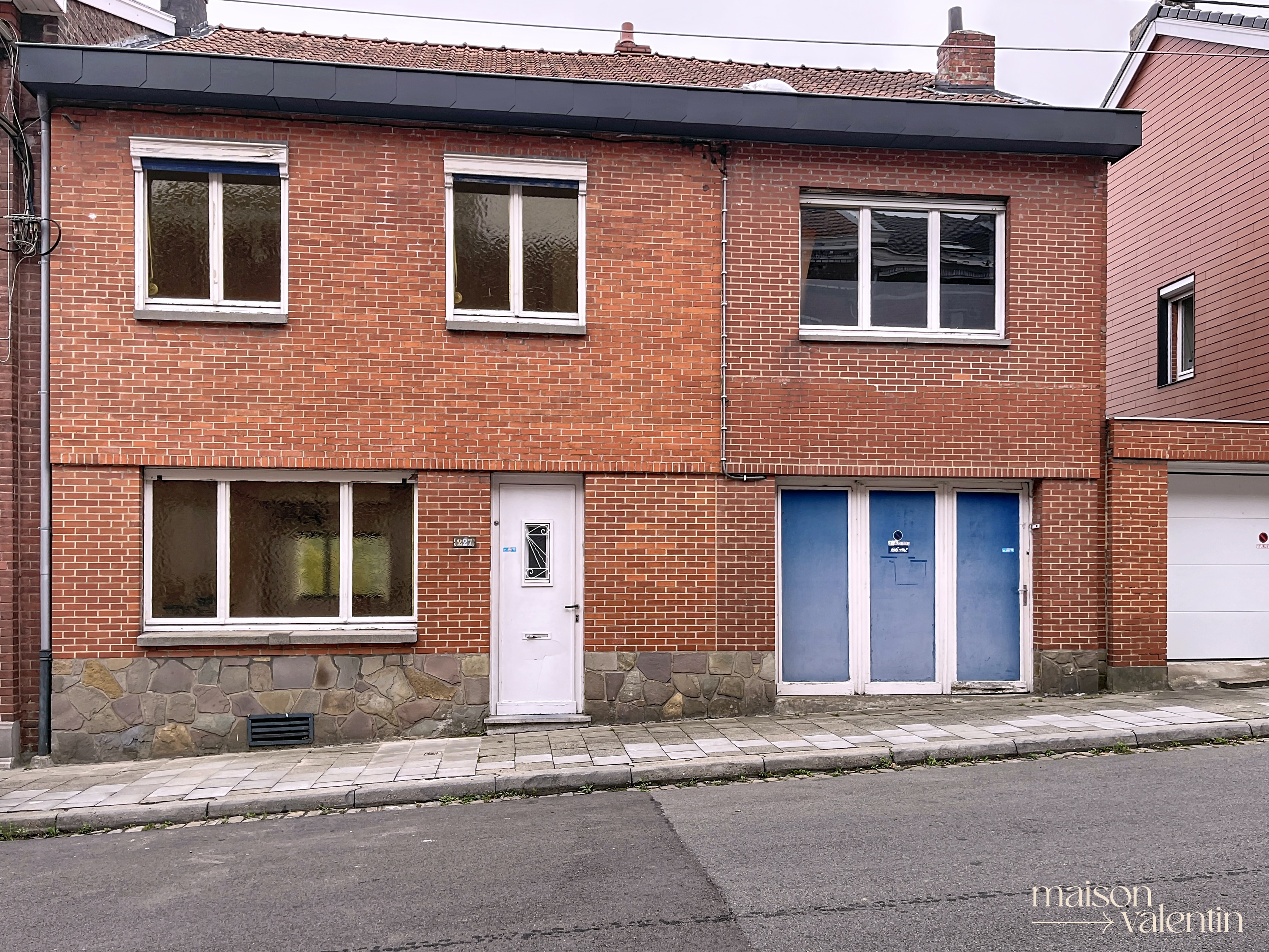 Maison familiale - 3 à 4 chambres avec jardin et garage fermé