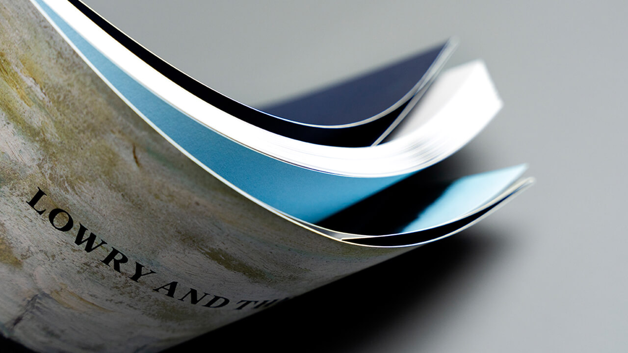 Arena Smooth Extra White 140gsm